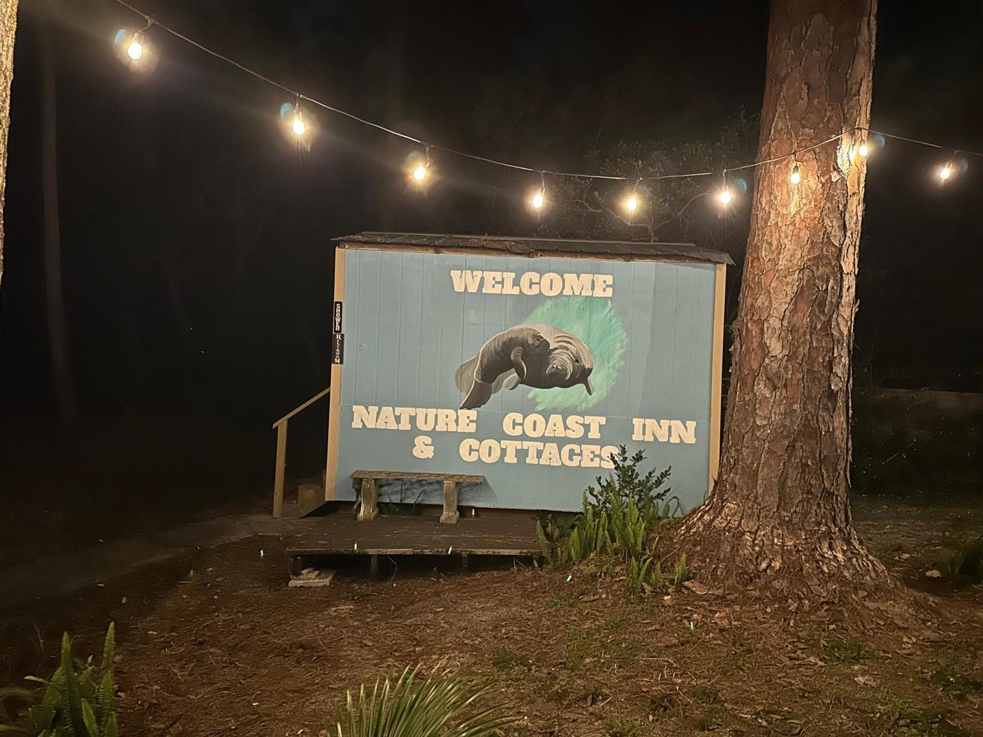 Inglis Nature Coast Inn & Cottages מראה חיצוני תמונה
