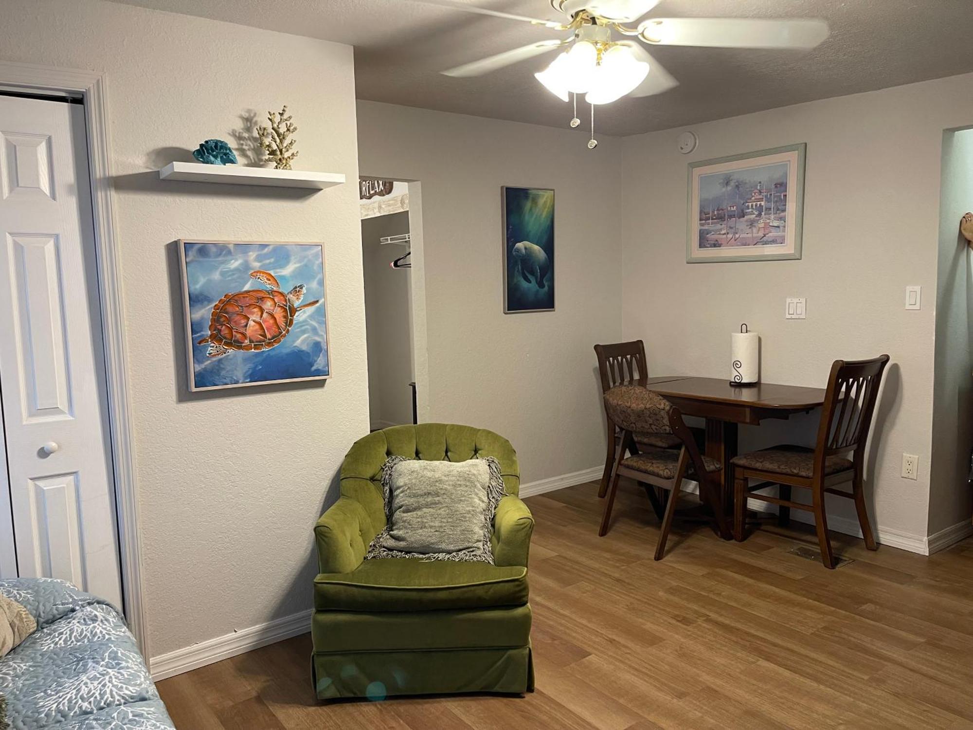 Inglis Nature Coast Inn & Cottages מראה חיצוני תמונה