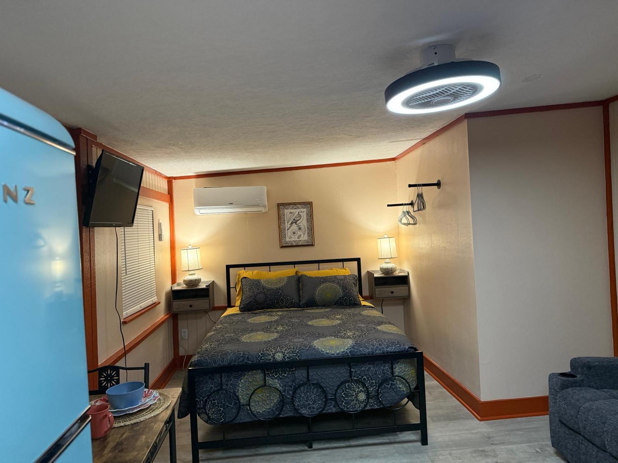 Inglis Nature Coast Inn & Cottages מראה חיצוני תמונה